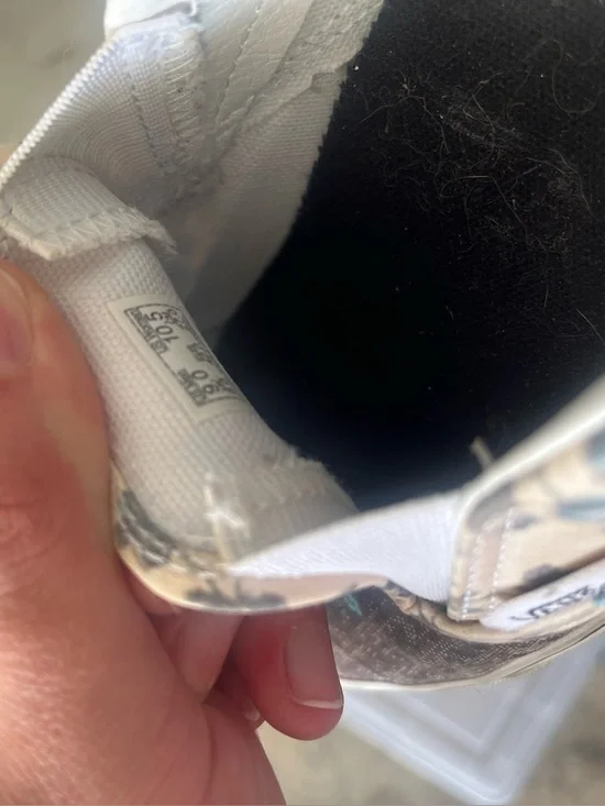 Vans x The Shining Grady Twins Slip-Ons - Picture 5 of 5